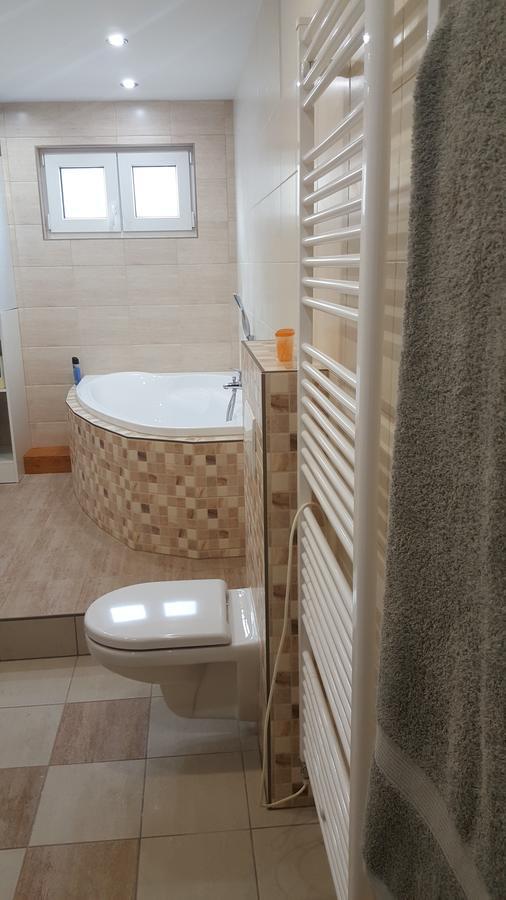 Apartmany Za Sakurou Hodonín Екстериор снимка