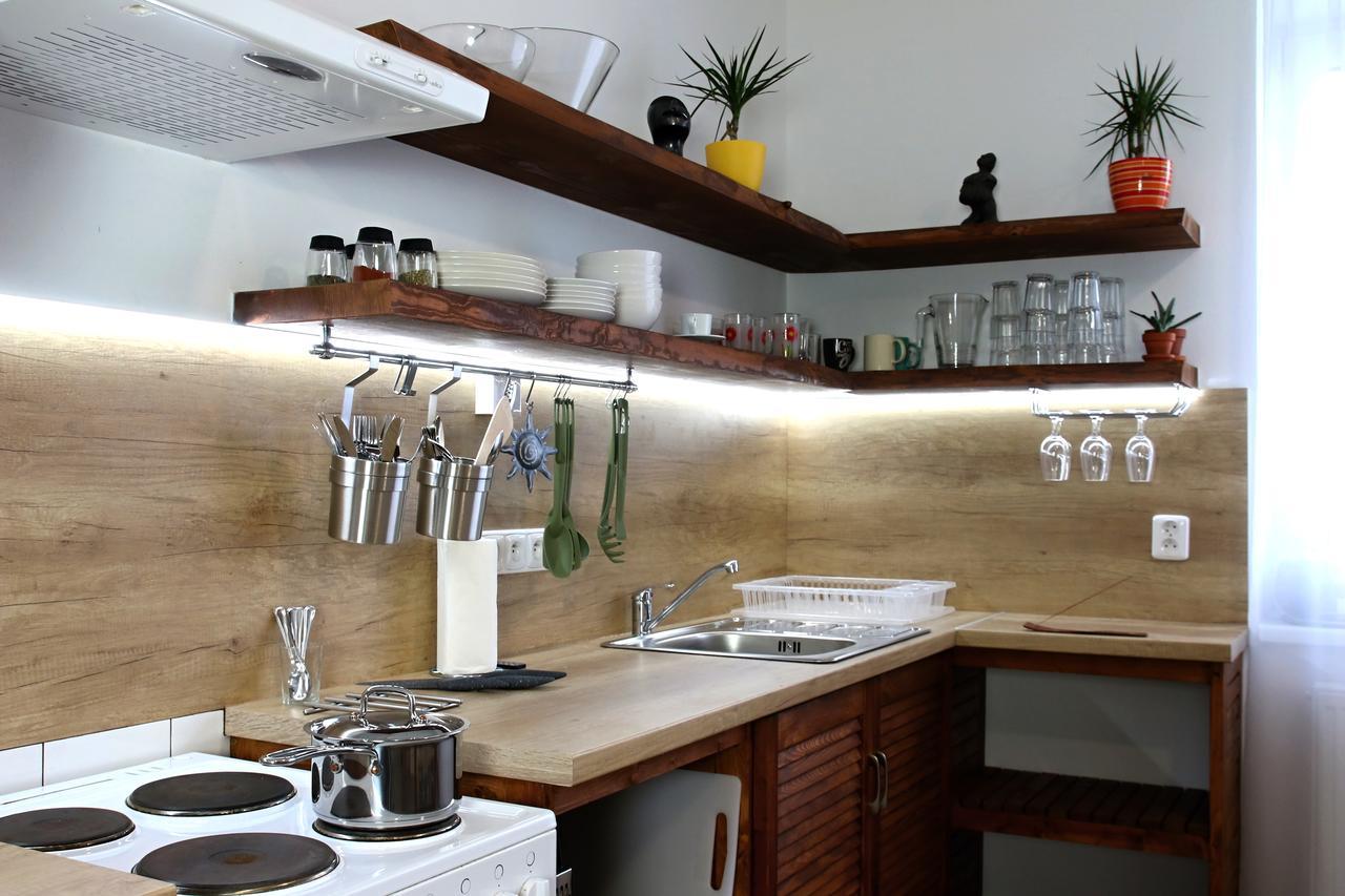 Apartmany Za Sakurou Hodonín Екстериор снимка