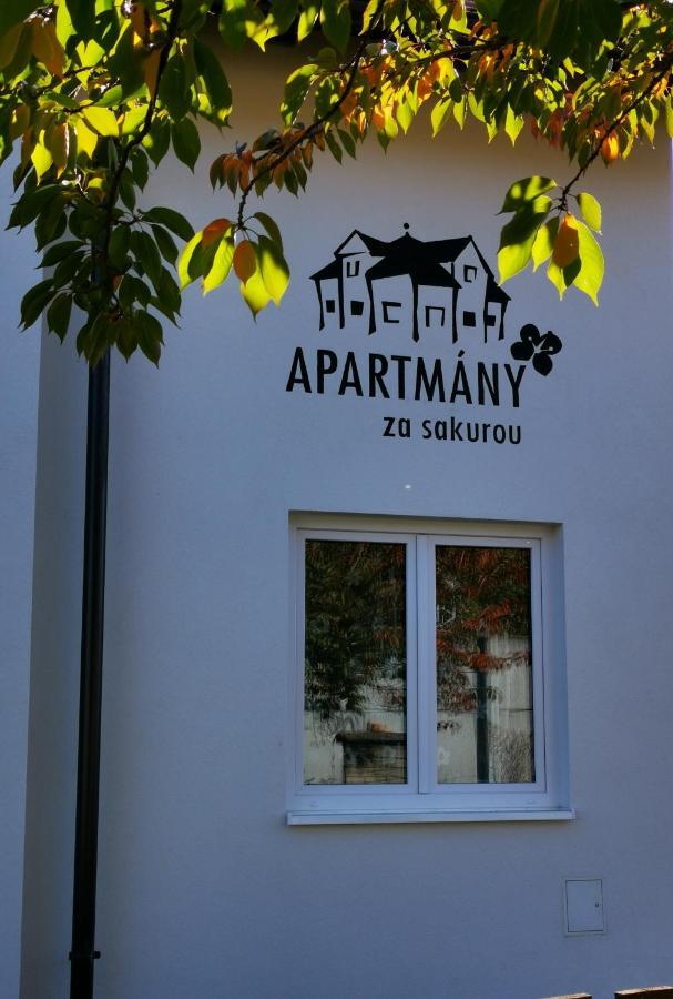 Apartmany Za Sakurou Hodonín Екстериор снимка